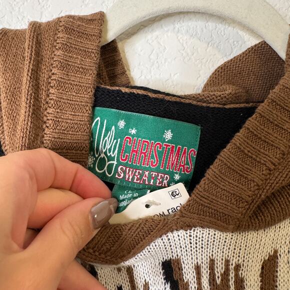 Ugly Christmas Sweater Reindeer - Picture 4 of 5